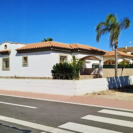 بيت للعطل Casa Adelfa