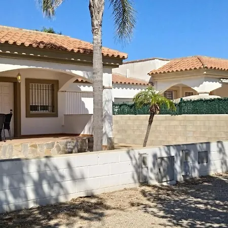 Casa Adelfa بيت للعطل *